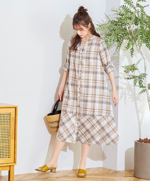 美品✨45R YUKI COTTON シャツワンピース スキッパー ゆったり3 Tiaclasse ワンピース 「洗える」大人のリラックス感が漂うスキッパー