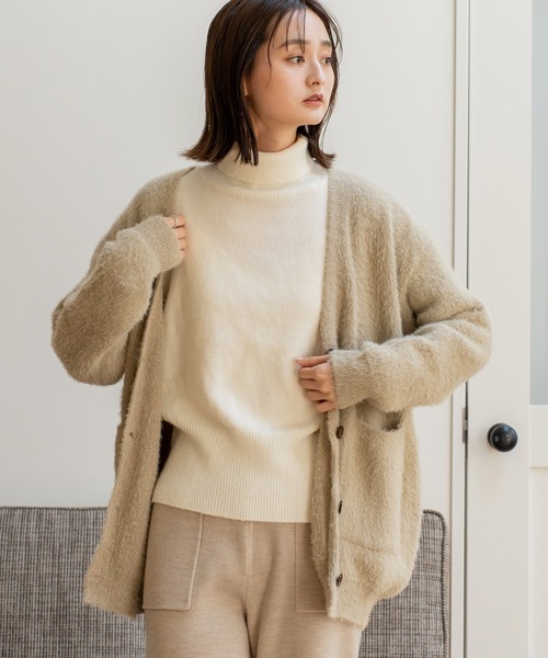 VitaFelice（ヴィータフェリーチェ） カーディガン ふんわりVネック