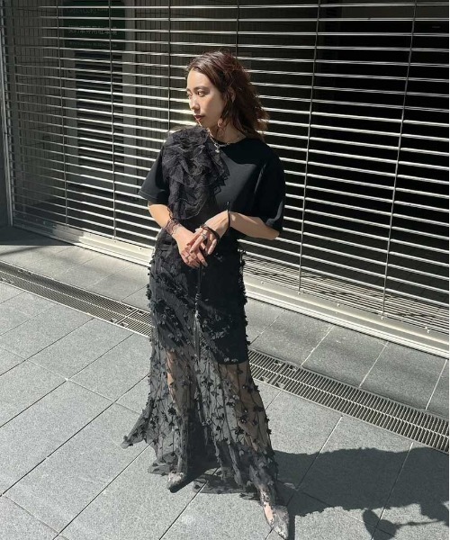 AMERI 花柄プリーツスカート シアー チュール Mサイズ Ameri（アメリ） ロング スカート 3D FLOWER LAYERED SKIRT : ZOZOTOWN