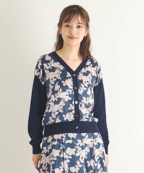 LAURA ASHLEY / ローラ アシュレイ 【Lサイズあり／3colors／同柄アイテムあり】ポリントン ローゼズ柄 パネルニットカーディガン LAURA ASHLEY カーディガン 「Lサイズあり／3colors／同柄