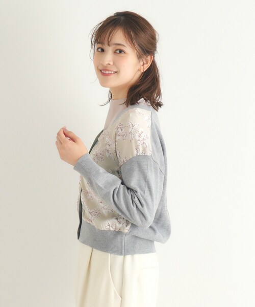 LAURA ASHLEY / ローラ アシュレイ 【Lサイズあり／3colors／同柄アイテムあり】ポリントン ローゼズ柄 パネルニットカーディガン LAURA ASHLEY カーディガン 「Lサイズあり／3colors／同柄