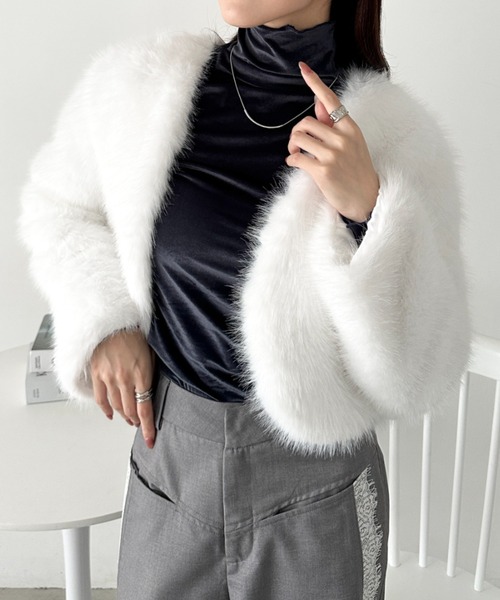 CLEA コート アウター ノーカラーショートフェイクファーコート