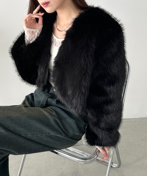 CLEA コート アウター ノーカラーショートフェイクファーコート