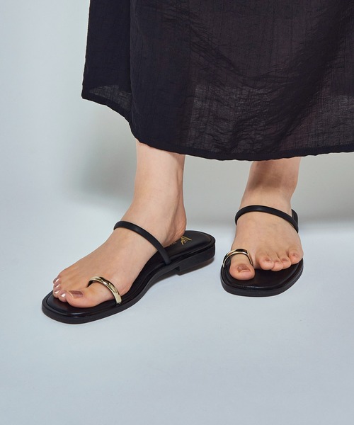 Nicolas Lainas ブラック サンダル 38 NICOLAS LAINAS(ニコラス ライナス)】 FLAT SANDAL|allureville