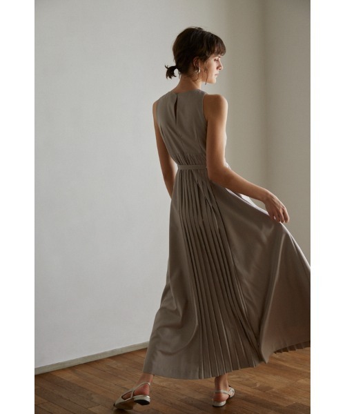 Estella.K ワンピース Emilia Pleated Dress タックプリーツ