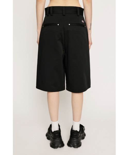 SLY ディッキーズ　dickies パンツ SLY（スライ）よりワークウェアブランドの代名詞 「Dickies®」と