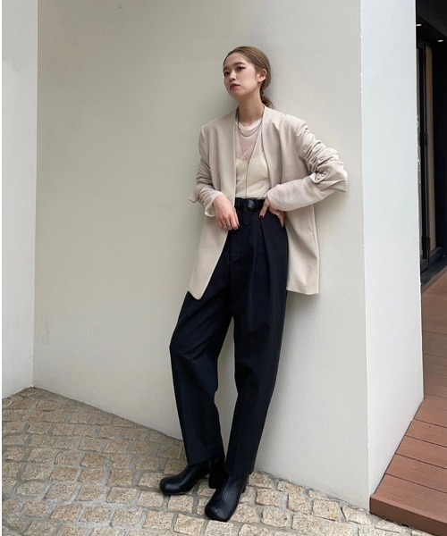 「TODAYFUL」 パンツ 36inch ベージュ レディースの画像