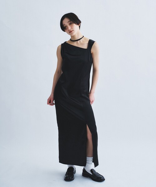 ワンピース satin neck slit dressの画像