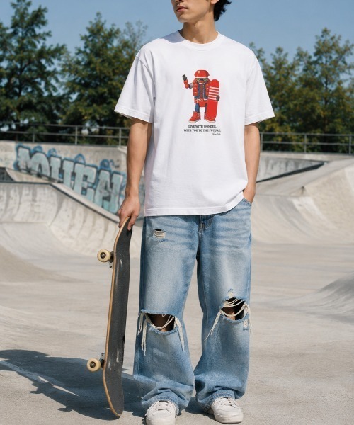 TENGA(テンガ) tシャツ TENGA ROBO 80's Future Skater TEE メンズ TENGA(テンガ) tシャツ TENGA ROBO 80's Future Skater TEE メンズ