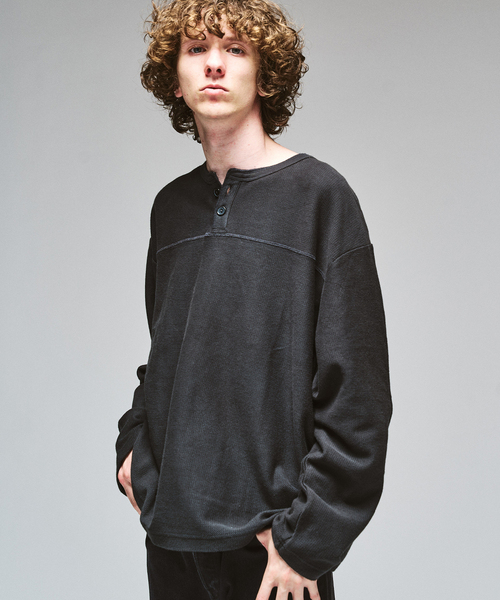 417 EDIFICE（フォーワンセブンエディフィス） ヘンリーネック tシャツ