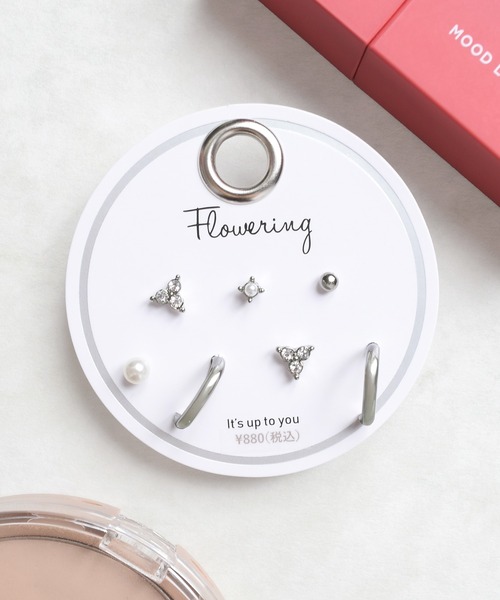 Flowering（フラワーリング） ピアス ニュアンスガーリー/セットピアス