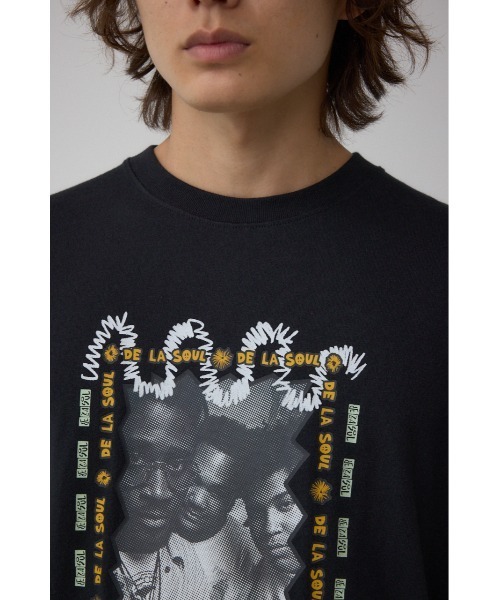 AZUL BY MOUSSY（アズールバイマウジー） tシャツ De La Soul