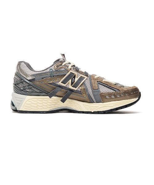美品　ニューバランス　1906 1906a スニーカー　24cm New Balance（ニューバランス） スニーカー New Balance 1906A