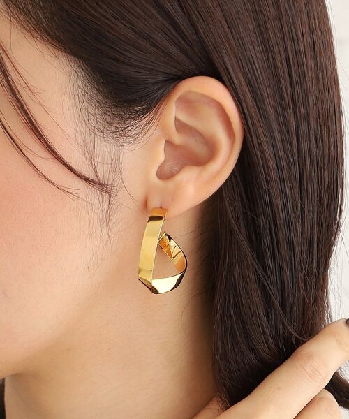 COCOSHNIK ONKITSCH（ココシュニック オンキッチュ） ピアス シルバー 