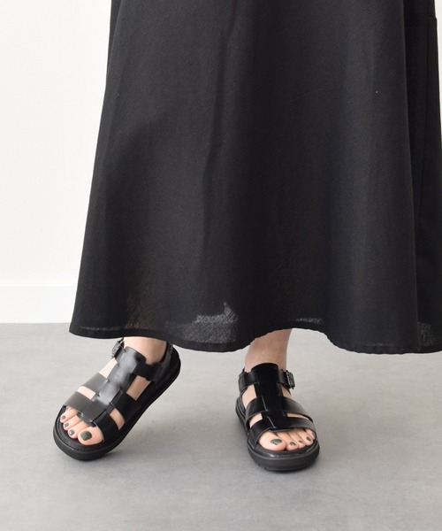 新品 今季 試着程度 bussola ブソラ 軽量ソール グルカサンダル 黒 Bussola サンダル 「bussola」軽量ソールグルカサンダル(945708