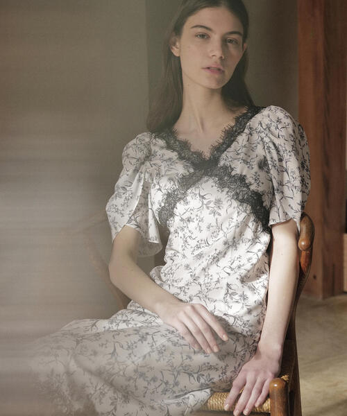 ジルスチュアート　JILL STUART 花柄　フラワー　レース　ワンピース JILL by JILL STUART（ジルバイジルスチュアート）の