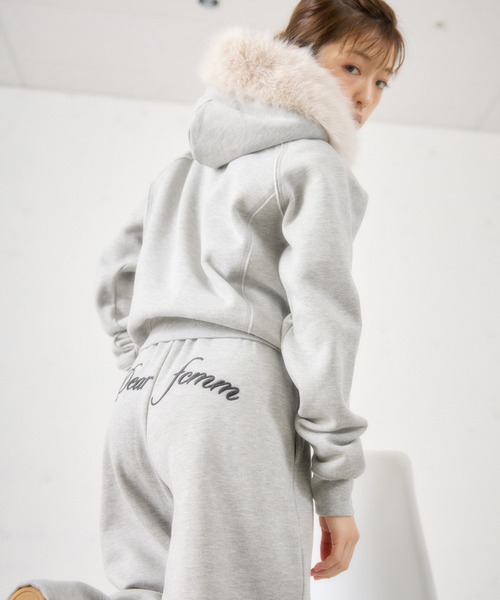 fcmm ジップ　パーカー 日本限定】CROSS ZIP UP HOODIE/クロスジップアップフーディ