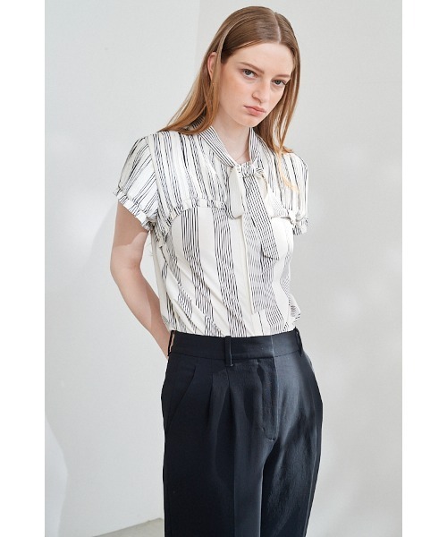 トップス Rosanna Blouse Estella.K Estella.K ブラウス シャツ Rosanna Blouse ボータイプリーツ