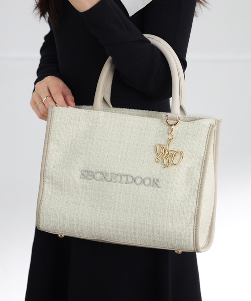 【完売品・美品】babiana ツイードトート白 S 日本限定 (付属品付き) SecretDoor（シークレットドア） トートバッグ 「500mlペットボトル