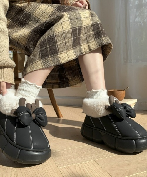 gossip!ロサンゼルス ブーツ Y2Kガーリー レトロ厚底もこもこ