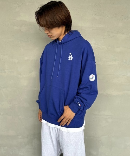 「MLB」 プルオーバーパーカー XX-LARGE ブルー レディース_画像2