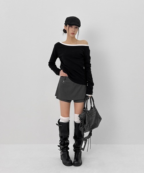 オフショルダー黒長袖トップス BLACKUP（ブラックアップ） tシャツ 「MADE」 アクニーオフショルダー