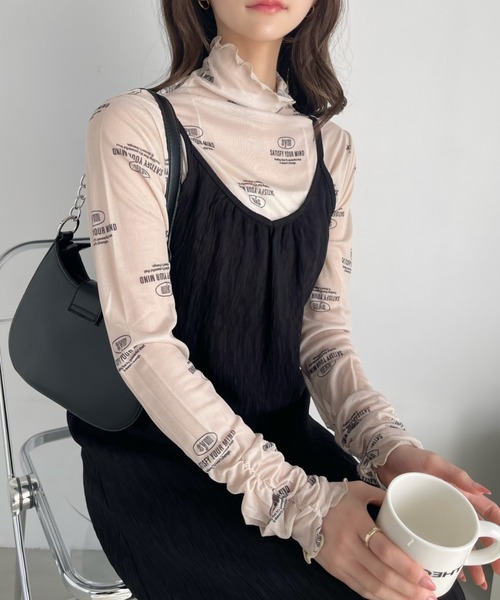 Ada. tシャツ ロゴ 総柄 ボトルネック プルオーバー レディース