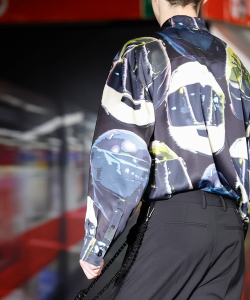 シャツ MSGM×TIAGO ALEXANDRE コラボレーショングラフィックシャツ メンズの画像