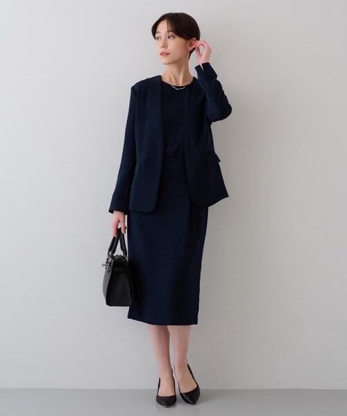 【極美品】INDIVI ノーカラー　ジャケット　スカート　スーツ　手洗可 INDIVI（インディヴィ） スーツ 「着る日傘/遮熱/UVケア」ノーカラー