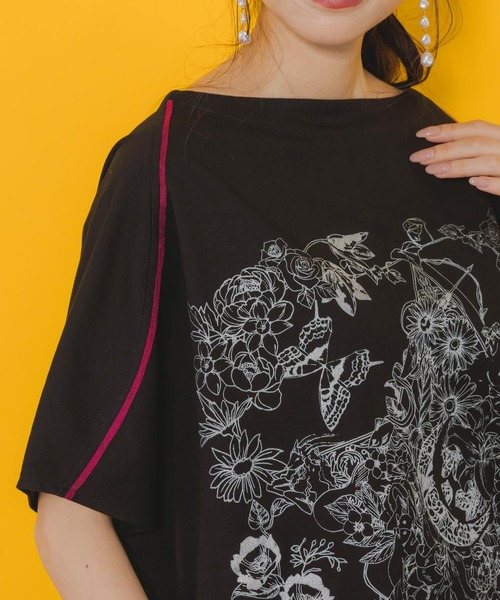 552239：星座と花の箔ラバープリントチュニック（Tシャツ