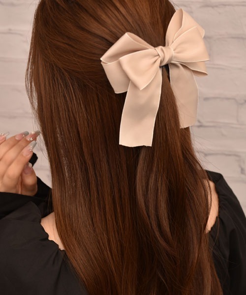 ベージュ サテン パールクリスタル ヘアクリップ 楽天市場】【最大600円OFFクーポン】ヘアクリップ ミニクリップ