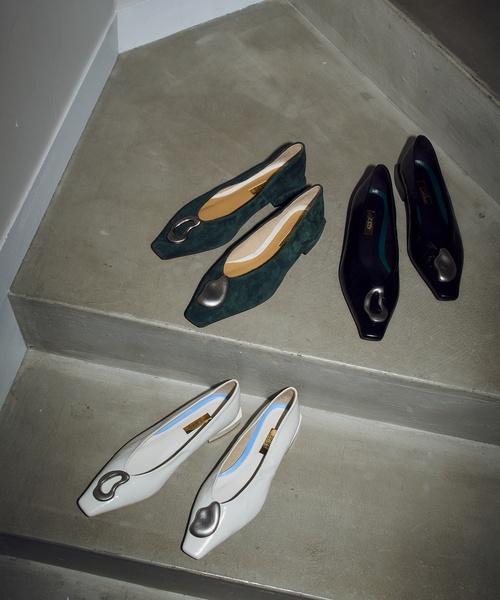 Le Talon GRISE シューズ GRISEレザーARTYオーナメントフラット
