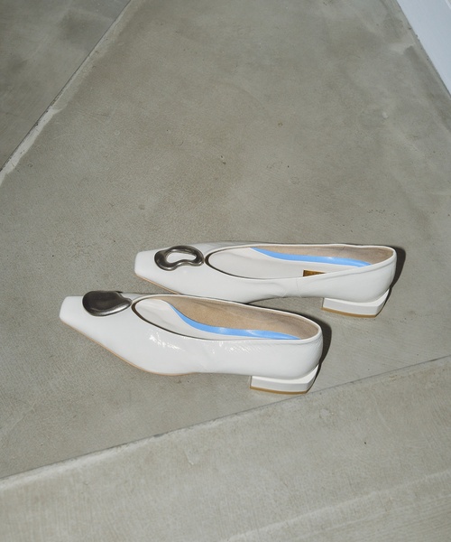 Le Talon GRISE シューズ GRISEレザーARTYオーナメントフラット