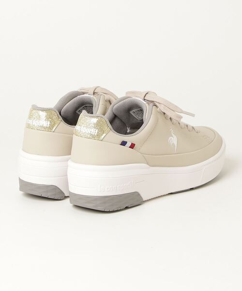 新品未使用　le coq sportif 24.0㎝ le coq sportif ラ セーヌ II ワイド(池田エライザ着用/軽量/消