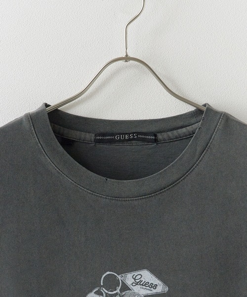 GUESS（ゲス） tシャツ 「Stray Kids / ストレイキッズ Hyunjin