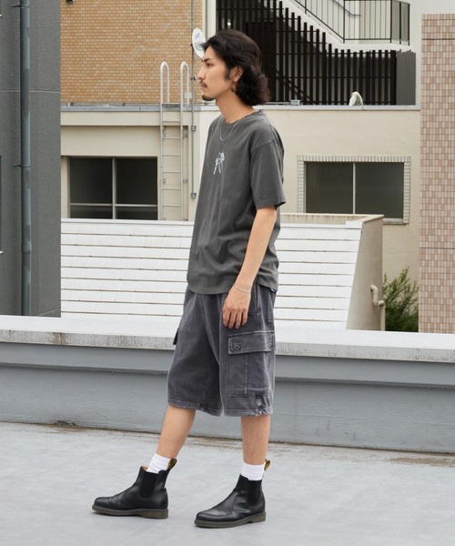 GUESS（ゲス） tシャツ 「Stray Kids / ストレイキッズ Hyunjin