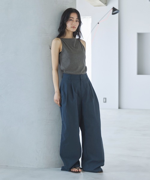ワイドパンツ パンツ タフタツータックワイドパンツ レディースの画像