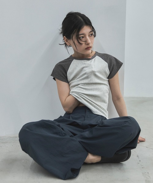 ワイドパンツ パンツ タフタツータックワイドパンツ レディースの画像