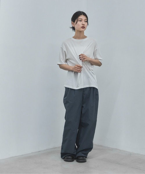 ワイドパンツ パンツ タフタツータックワイドパンツ レディースの画像
