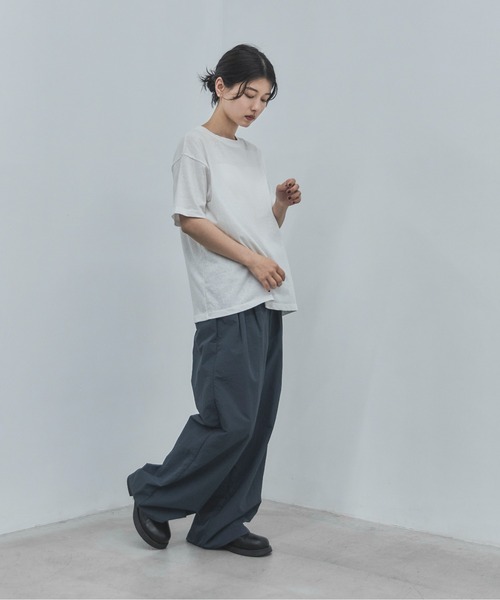 ワイドパンツ パンツ タフタツータックワイドパンツ レディースの画像