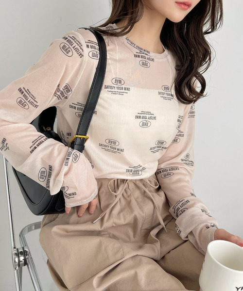 Ada. tシャツ ロゴ 総柄 クルーネック プルオーバー レディース