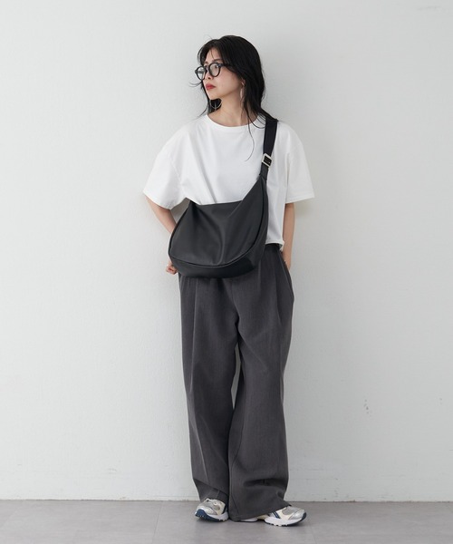 russet ショルダーバッグ バッグ ソフトレザーラウンドビッグ