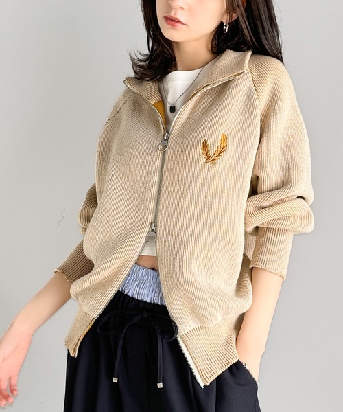 mily bilet ニット セーター 「mily bilet」街中で目を惹く、洗練され