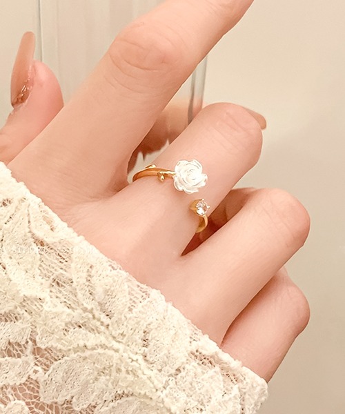 フラワーモチーフ 指輪 DiamondHearts 指輪 リング フラワーモチーフリング レディース