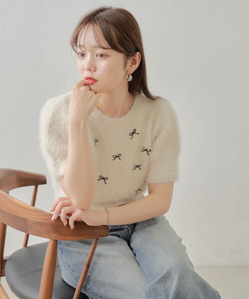 Chico 5分袖刺繍入り襟付きポロニット/ニットウエストリボンプリーツスカート 大反響アイテム】¨5分袖¨襟付きポロニットを徹底解説◎【動画