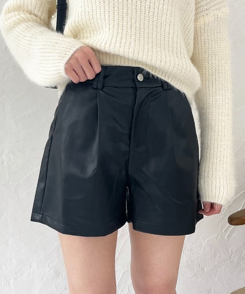 パンツ 合成皮革レザータックショートパンツ レディース : ZOZOTOWN