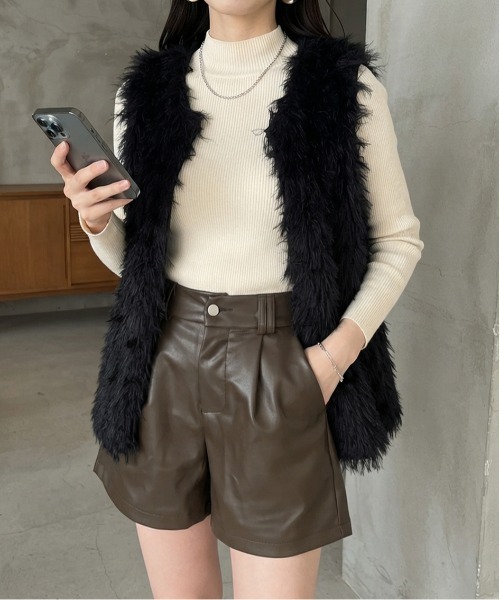 パンツ 合成皮革レザータックショートパンツ レディース : ZOZOTOWN