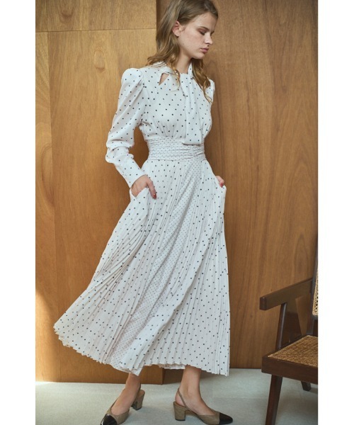 Estella.K ワンピース Abby Dress クロスネックタイドットドレス