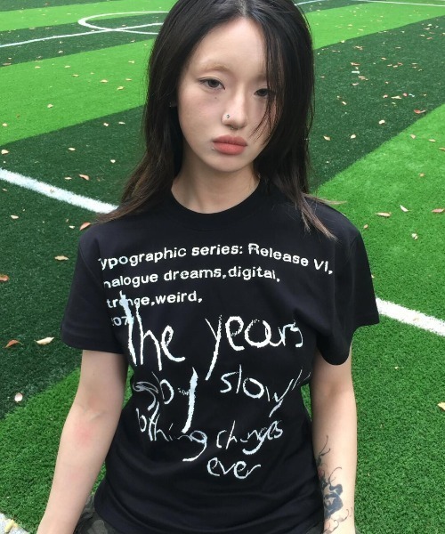 DEVICE tシャツ ロゴ 手書き プリント 古着風 Tシャツ 韓国