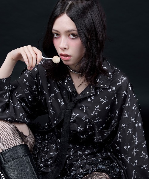 ブラウス シャツ ERICO collaboration illustration oversized shirt レディース